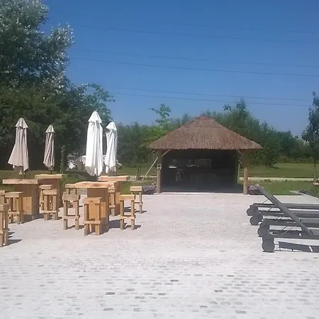 Ferme De La Naverie Gr- 4 People Сasa de vacaciones Celles (Hainaut)